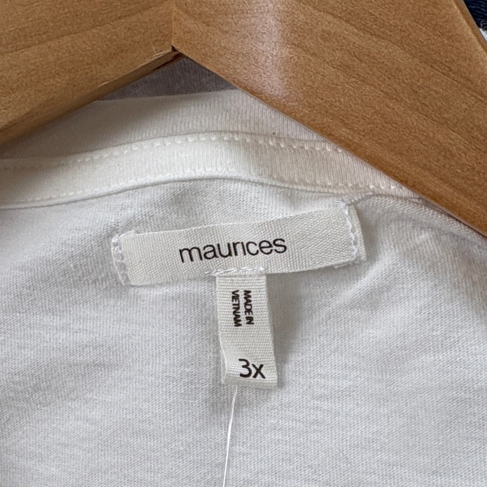Maurices - New Women's White Tee Top with butterfly sleeves - size 3X - Picture 5 of 6